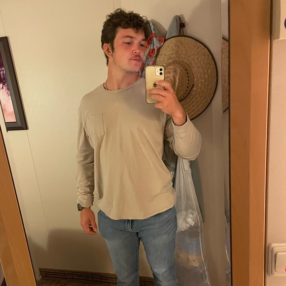 Meet your Posher, Cameron - Picture 1 of 1